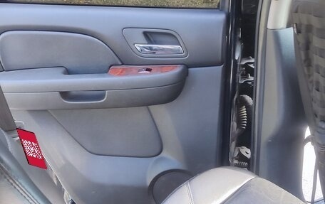 Chevrolet Tahoe III, 2008 год, 1 300 000 рублей, 23 фотография