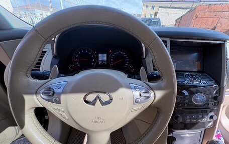 Infiniti FX II, 2011 год, 2 200 000 рублей, 13 фотография