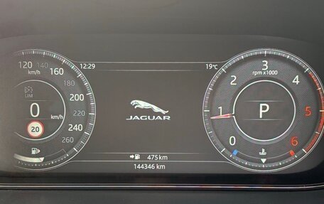 Jaguar E-Pace, 2018 год, 2 750 000 рублей, 13 фотография
