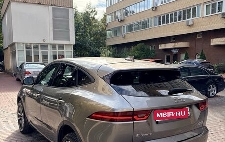Jaguar E-Pace, 2018 год, 2 750 000 рублей, 5 фотография