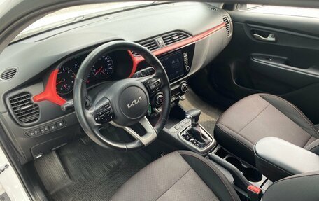 KIA Rio IV, 2021 год, 1 749 000 рублей, 9 фотография
