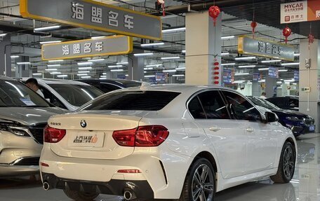 BMW 1 серия, 2022 год, 2 135 000 рублей, 3 фотография