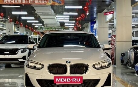 BMW 1 серия, 2022 год, 2 135 000 рублей, 2 фотография