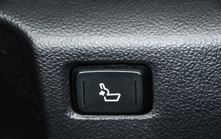 Toyota C-HR I рестайлинг, 2018 год, 2 299 000 рублей, 24 фотография