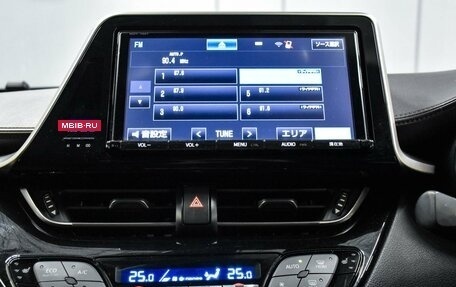 Toyota C-HR I рестайлинг, 2018 год, 2 299 000 рублей, 16 фотография