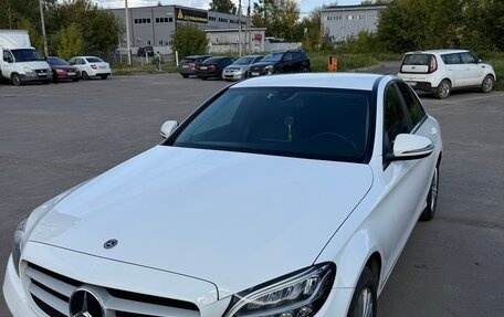 Mercedes-Benz C-Класс, 2019 год, 3 000 000 рублей, 1 фотография