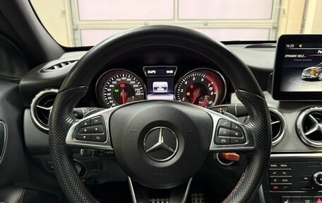 Mercedes-Benz GLA, 2017 год, 2 360 000 рублей, 12 фотография