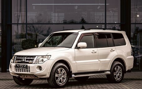 Mitsubishi Pajero IV, 2014 год, 1 695 000 рублей, 1 фотография