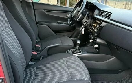 KIA Rio IV, 2018 год, 1 200 000 рублей, 11 фотография