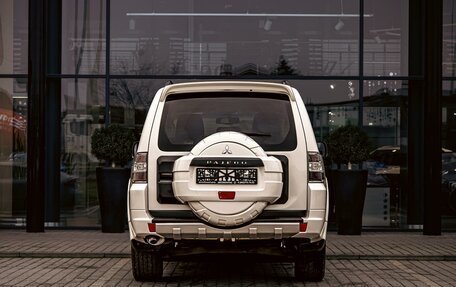 Mitsubishi Pajero IV, 2014 год, 1 695 000 рублей, 5 фотография