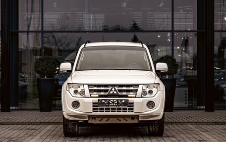 Mitsubishi Pajero IV, 2014 год, 1 695 000 рублей, 2 фотография
