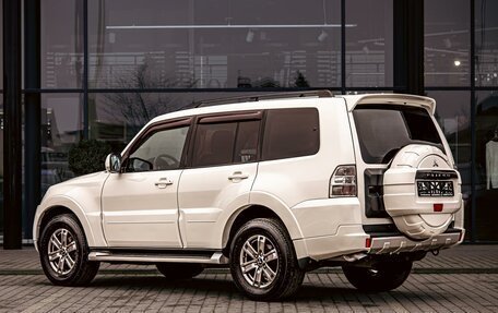 Mitsubishi Pajero IV, 2014 год, 1 695 000 рублей, 4 фотография