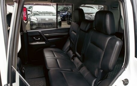 Mitsubishi Pajero IV, 2014 год, 1 695 000 рублей, 18 фотография