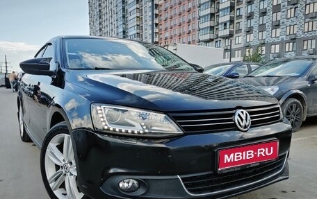 Volkswagen Jetta VI, 2014 год, 1 250 000 рублей, 1 фотография