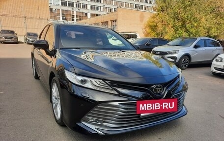 Toyota Camry, 2019 год, 2 690 000 рублей, 4 фотография