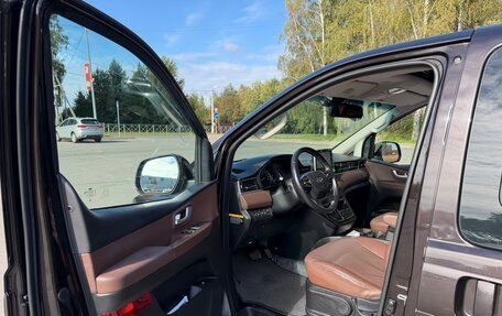 Hyundai Grand Starex Grand Starex I рестайлинг 2, 2018 год, 3 650 000 рублей, 6 фотография