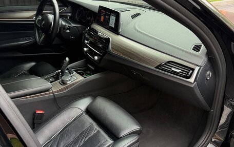 BMW 5 серия, 2018 год, 4 500 000 рублей, 8 фотография
