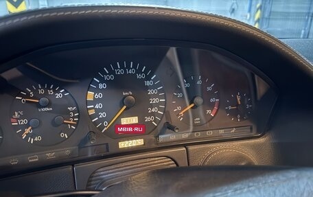 Mercedes-Benz S-Класс, 1992 год, 5 300 000 рублей, 21 фотография