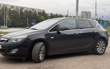 Opel Astra J, 2011 год, 630 000 рублей, 4 фотография