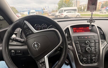 Opel Astra J, 2011 год, 630 000 рублей, 5 фотография