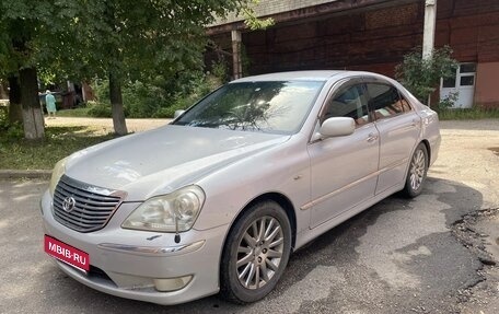 Toyota Crown Majesta, 2004 год, 500 000 рублей, 1 фотография