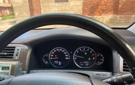 Toyota Crown Majesta, 2004 год, 500 000 рублей, 5 фотография
