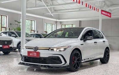 Volkswagen Golf VIII, 2023 год, 1 920 000 рублей, 1 фотография