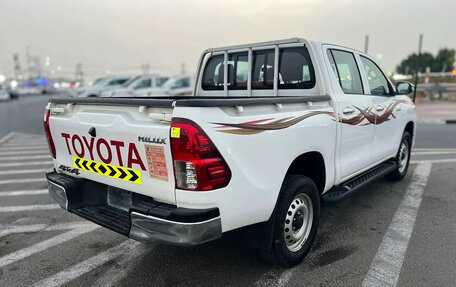 Toyota Hilux VIII, 2023 год, 3 200 006 рублей, 6 фотография