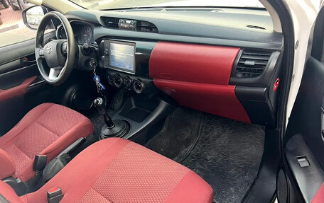 Toyota Hilux VIII, 2023 год, 3 200 006 рублей, 9 фотография