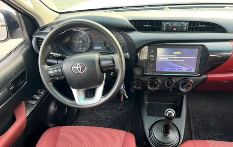 Toyota Hilux VIII, 2023 год, 3 200 006 рублей, 13 фотография