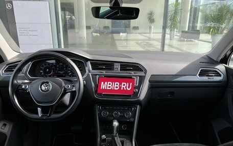 Volkswagen Tiguan II, 2017 год, 2 290 000 рублей, 19 фотография