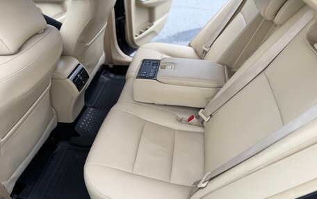 Toyota Camry, 2015 год, 1 800 000 рублей, 24 фотография