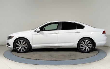 Volkswagen Passat B8 рестайлинг, 2018 год, 1 979 500 рублей, 5 фотография
