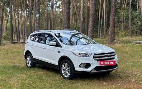 Ford Kuga III, 2019 год, 1 780 000 рублей, 2 фотография