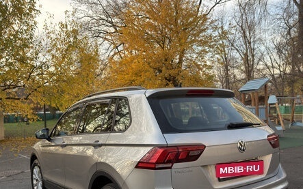 Volkswagen Tiguan II, 2017 год, 2 100 000 рублей, 7 фотография