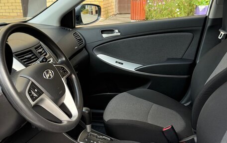 Hyundai Solaris II рестайлинг, 2014 год, 1 050 000 рублей, 5 фотография