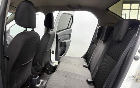 Renault Logan II, 2022 год, 1 070 000 рублей, 10 фотография