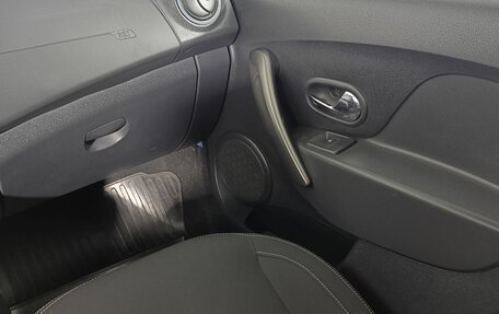 Renault Logan I, 2014 год, 650 000 рублей, 14 фотография