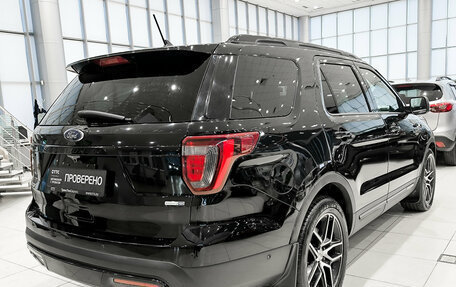 Ford Explorer VI, 2017 год, 2 690 000 рублей, 5 фотография