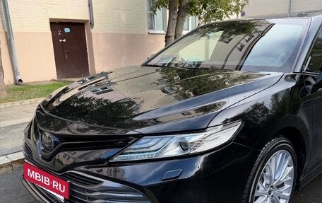 Toyota Camry, 2019 год, 2 950 000 рублей, 7 фотография