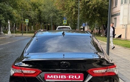 Toyota Camry, 2019 год, 2 950 000 рублей, 5 фотография