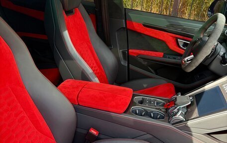 Lamborghini Urus I, 2022 год, 23 000 000 рублей, 12 фотография