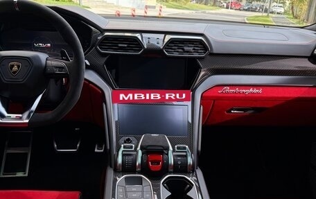 Lamborghini Urus I, 2022 год, 23 000 000 рублей, 10 фотография