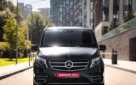 Mercedes-Benz V-Класс, 2018 год, 4 800 000 рублей, 10 фотография