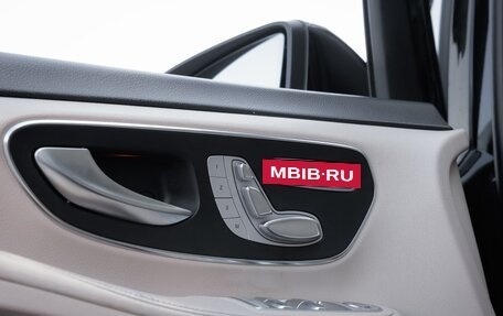 Mercedes-Benz V-Класс, 2018 год, 4 800 000 рублей, 16 фотография