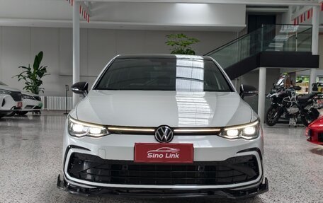 Volkswagen Golf VIII, 2023 год, 1 920 000 рублей, 2 фотография