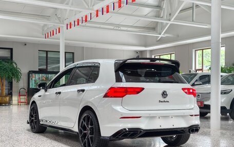 Volkswagen Golf VIII, 2023 год, 1 920 000 рублей, 17 фотография