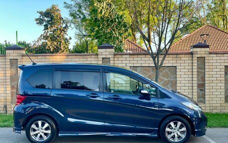 Honda Freed I, 2009 год, 1 020 000 рублей, 4 фотография