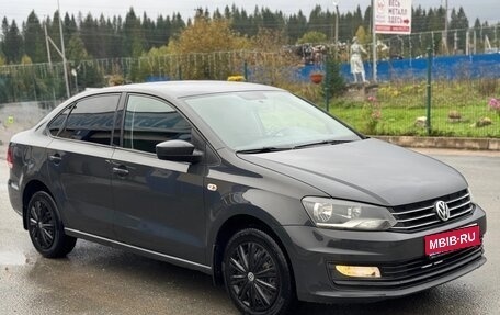 Volkswagen Polo VI (EU Market), 2017 год, 1 010 000 рублей, 1 фотография