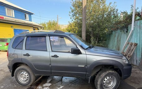 Chevrolet Niva I рестайлинг, 2013 год, 630 000 рублей, 4 фотография